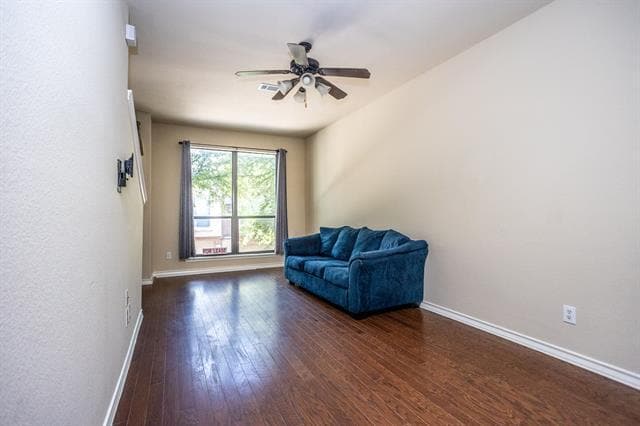 Building Photo - 906 E Glenn Crossett St