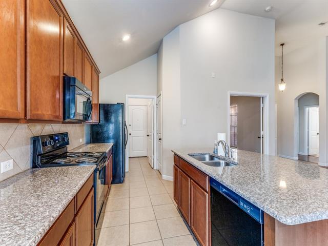 Foto del edificio - 544 Braewick Dr