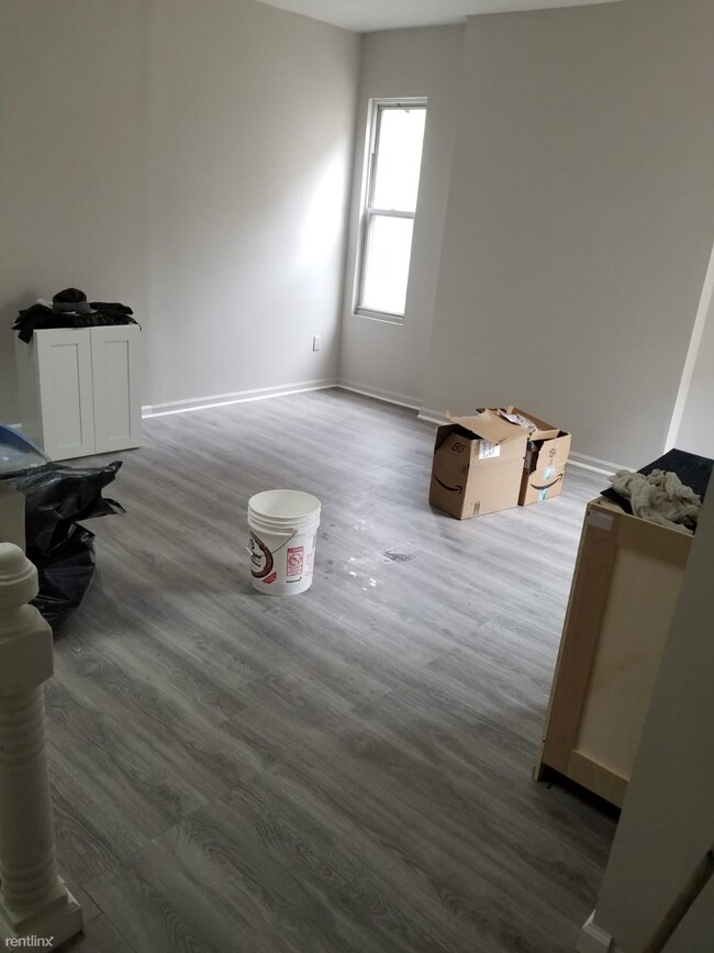 Foto del edificio - 3 br, 1 bath House - 1878 Cedar Ave