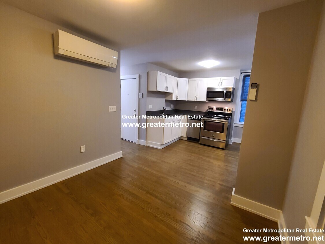 Foto principal - 27 N Margin St