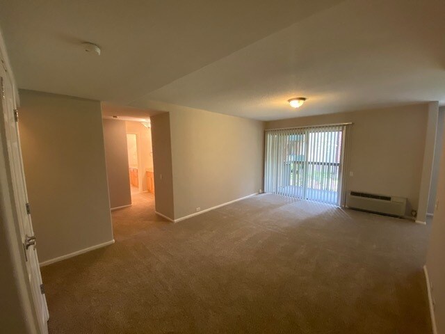 Foto del edificio - 175 Sierra Dr