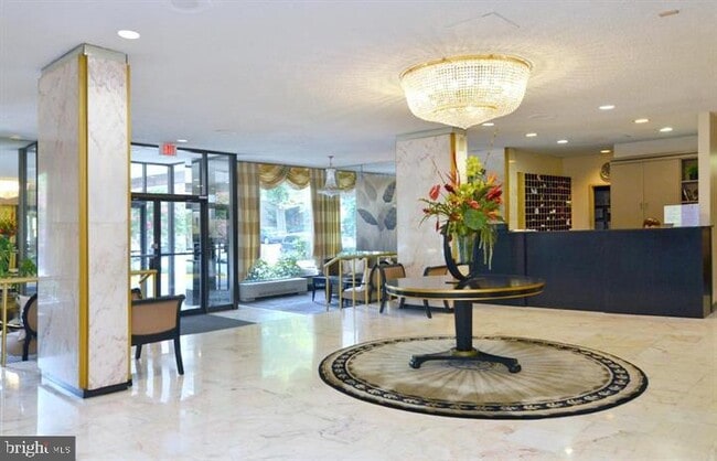 Foto del edificio - 11801 Rockville Pike