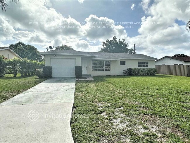 Building Photo - 3070 SE 1st Pl