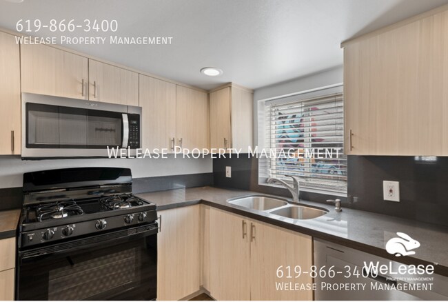 Foto del edificio - 2129 1/2 National Ave-