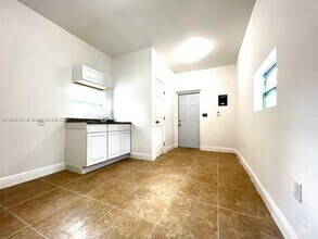 Building Photo - 1381 NW 56th St