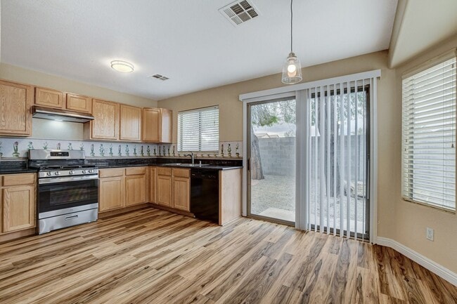 Foto del edificio - BLUE DIAMOND RANCH UNIT 2