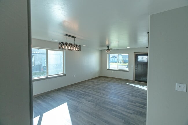 Foto del edificio - 3930 St Marys - B St