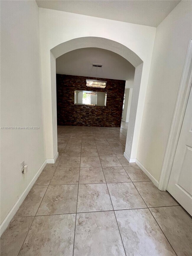 Foto del edificio - 15315 SW 173rd St
