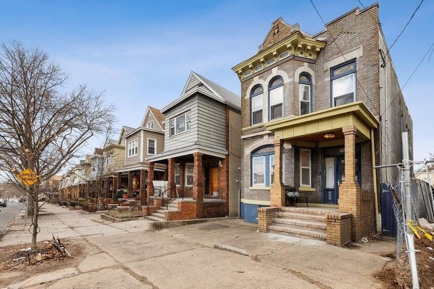 Photo - 114 Carlton Avenue Unit 1