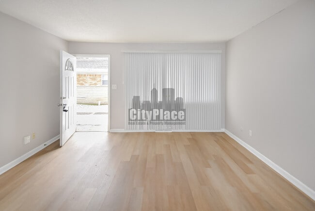 Photo - 2410 N Lesley Ave House