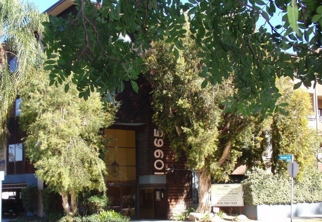 Photo - 10965 Fruitland Dr Apartment
