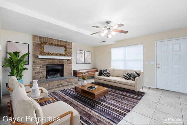 Foto del edificio - 3 br, 2.5 bath House - 2030 ball ave