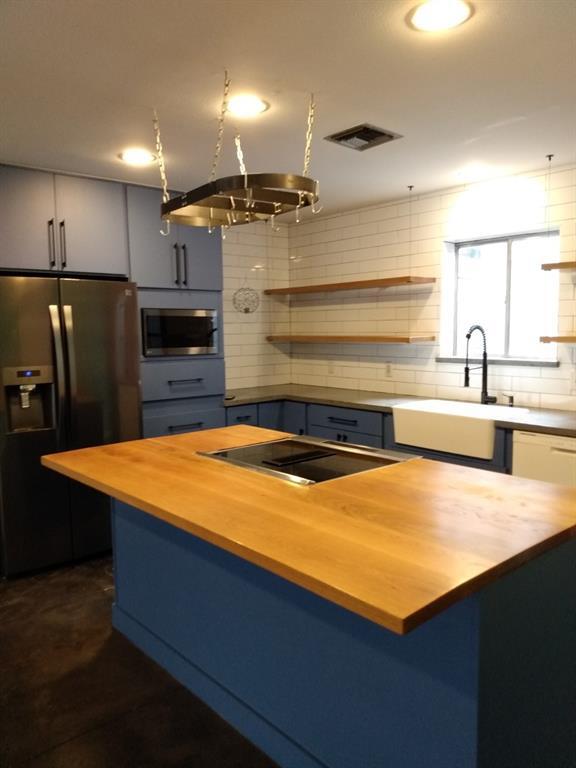 Foto del edificio - 5221 Blossom St