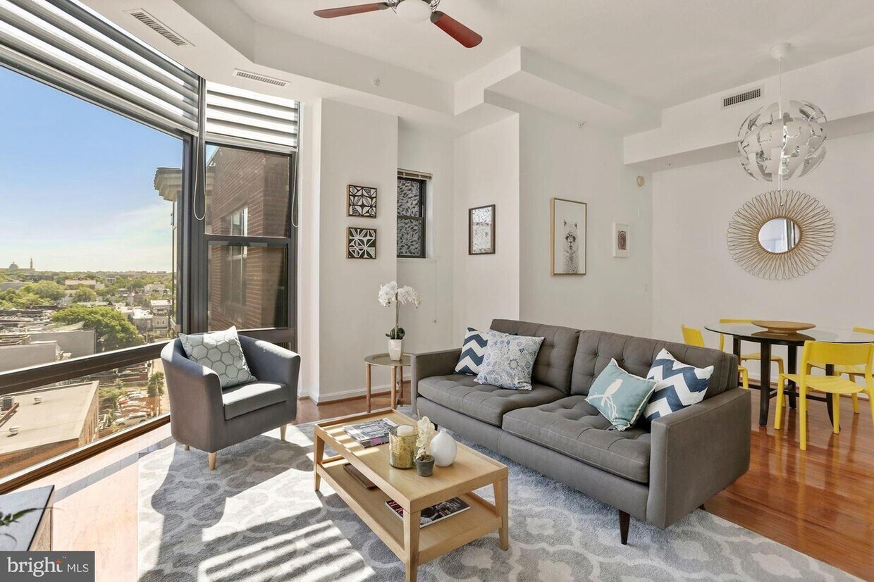 Foto principal - 1390 Kenyon St NW