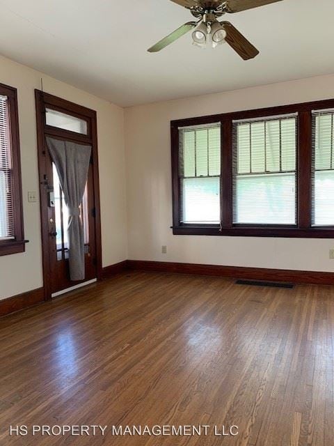 Building Photo - 425-427 E Cherry St
