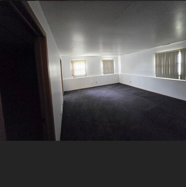 Foto del edificio - 14512 Oakley Ave