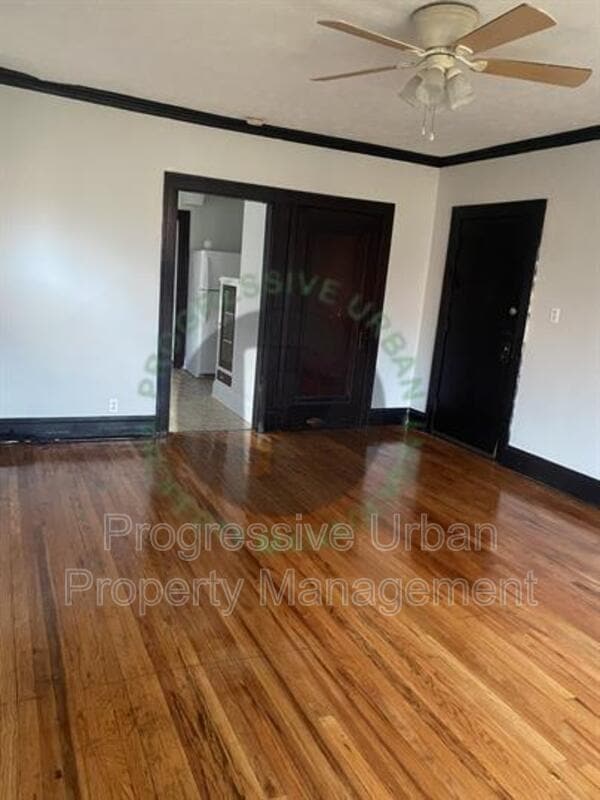 Building Photo - 1442 W 101st St