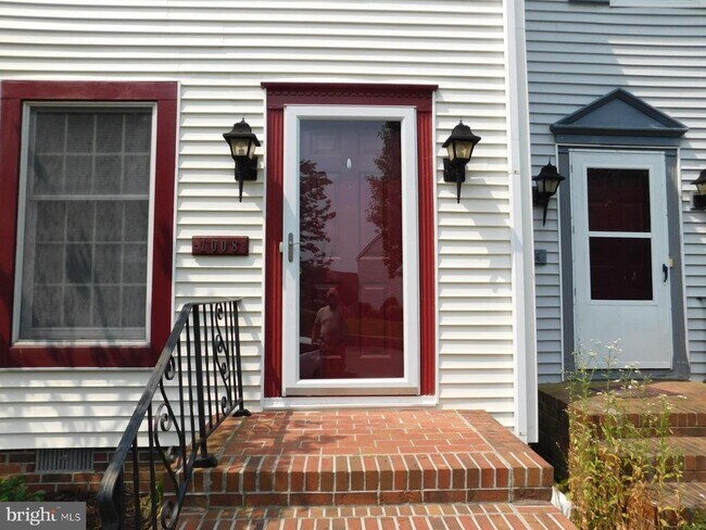 Foto del edificio - 1008 Sumac Cir