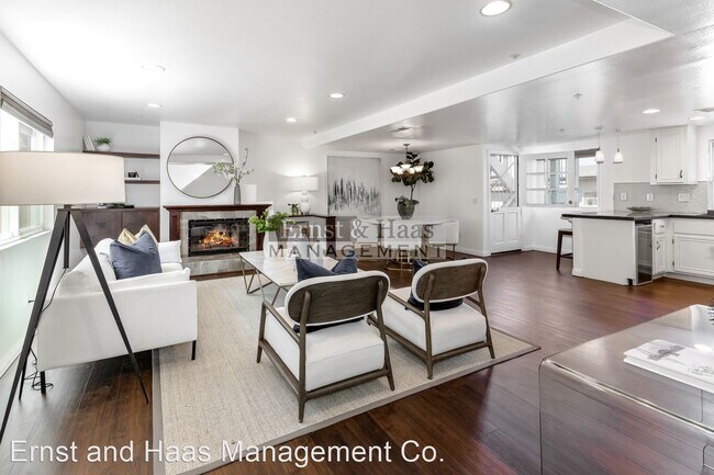 Foto del edificio - 2 br, 2.5 bath House - 7683 Yorktown Ave.
