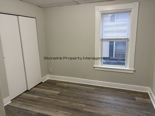 Foto del edificio - 113-115 Elm Street