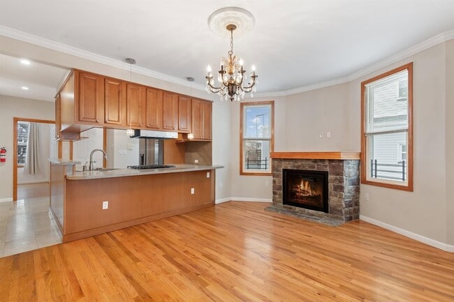 Photo - 14 Duer Pl Apartment