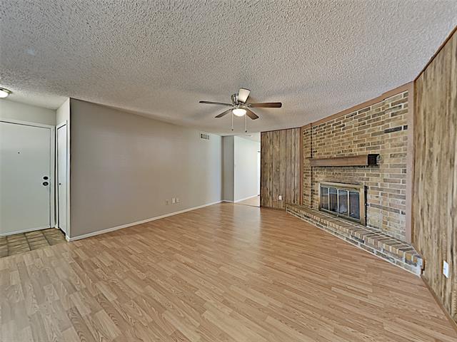 Foto del edificio - 4202 Glenlawn Ct