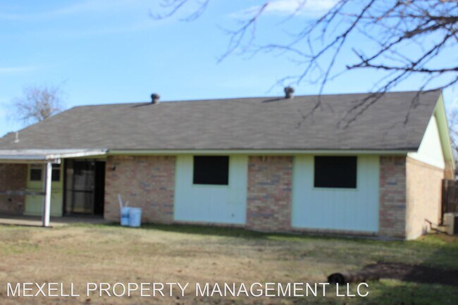 Foto del edificio - 4 br, 2 bath House - 2307 SUNRIDGE RD