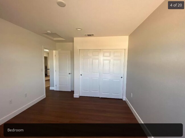 Building Photo - 8055 Oak Ave