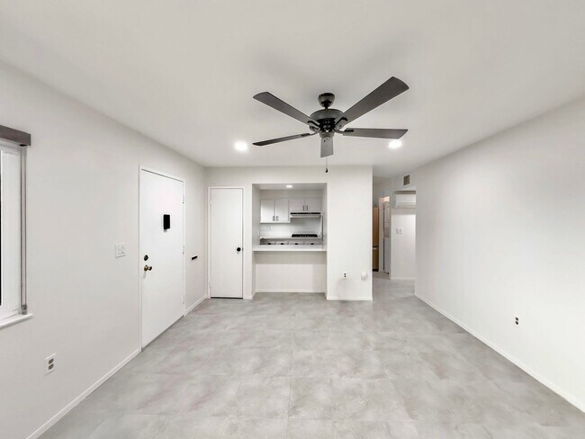 Building Photo - Charming, newly remodeled 1-bedroom, 1-bat...