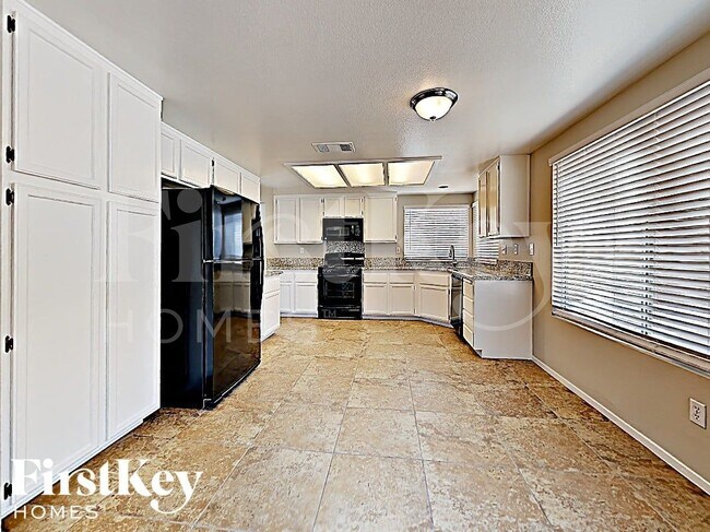 Foto del edificio - 1683 Black Hills Way