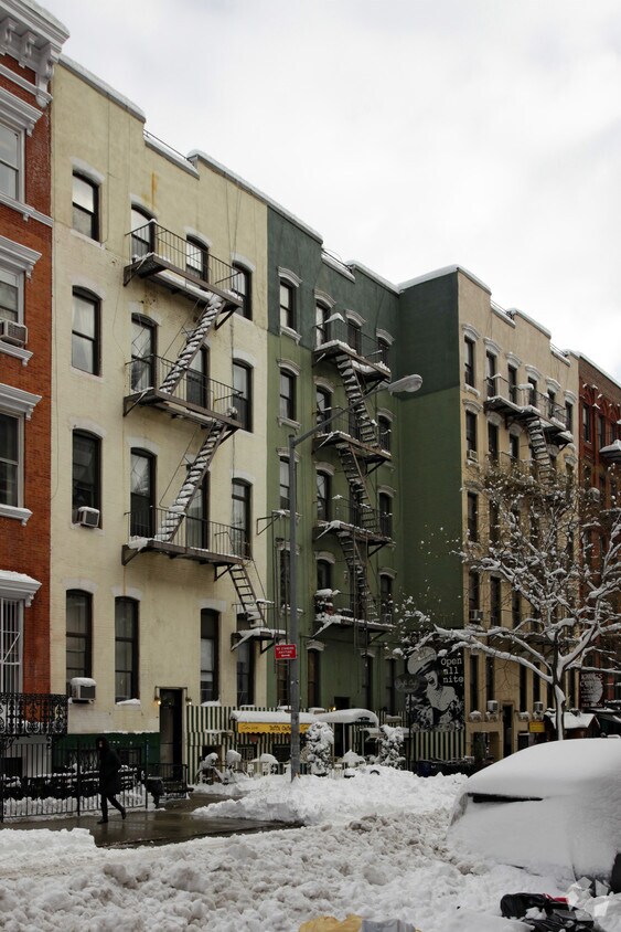 Foto del edificio - 95-101 St Marks Pl
