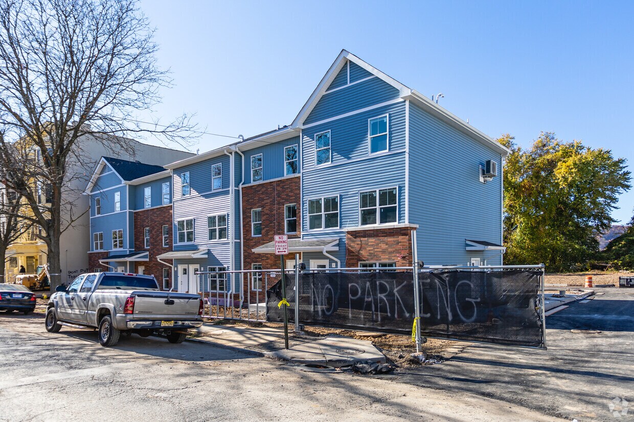 Point & Ravine Townhomes for Rent Yonkers, NY