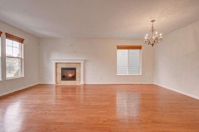 Photo - $3,995.00 - 5 Bedrooms, 4 Bathrooms, Single Family Home in Highlands Ranch with Fenced Yard!