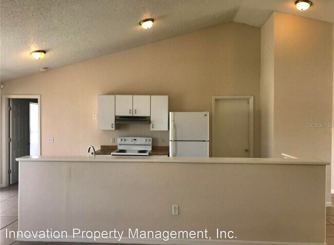 Building Photo - 3 br, 2 bath House - 256 Churchill Court