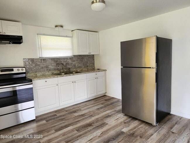 Building Photo - 72 Bossieux Blvd