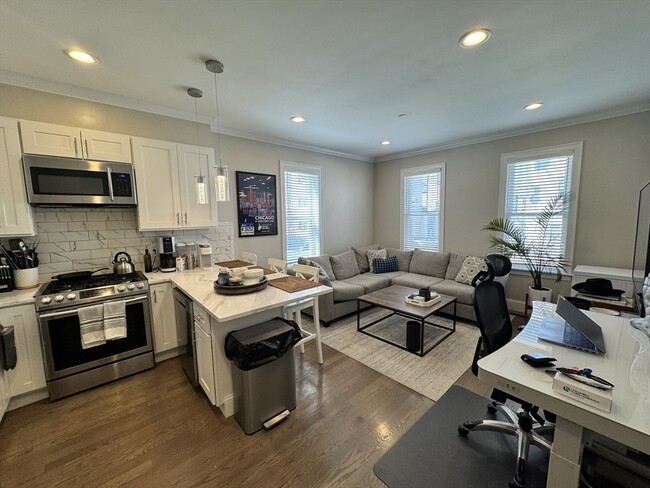 Foto del edificio - 153 Everett St
