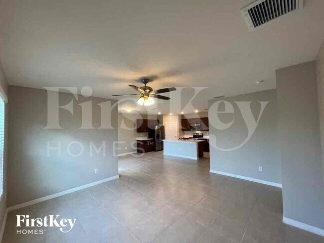 Foto del edificio - 2820 NW 21st Ave