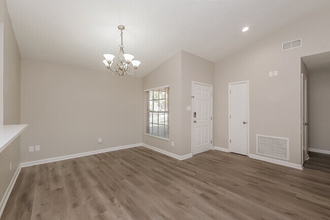 Foto del edificio - 11835 Cedarfield Dr