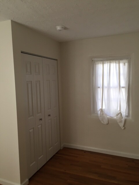 Building Photo - 83 Green Acres View Ln