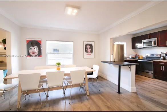 Foto del edificio - 921 SW 9th St