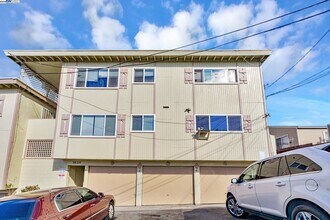 Building Photo - 1434 Loeffler Ln