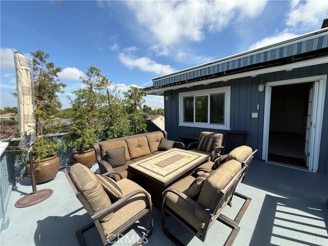 Building Photo - 5290 E El Roble St