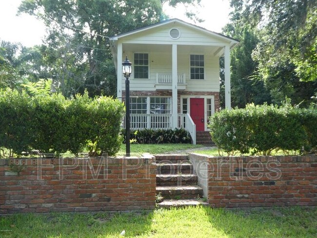 Foto del edificio - 1687 Glendale Rd