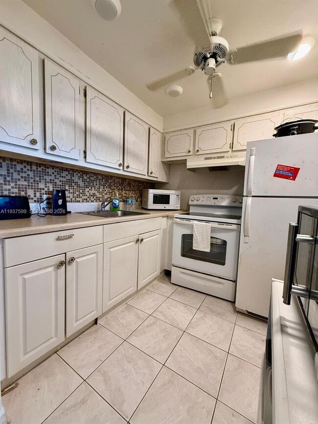 Foto del edificio - 303 Preston H