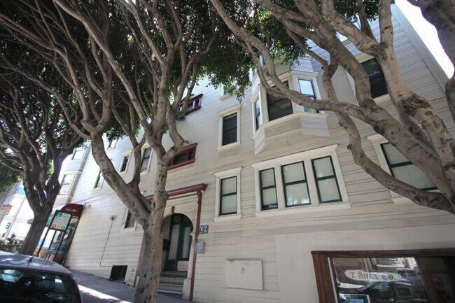 Building Photo - 1 bedroom in San Francisco CA 94109
