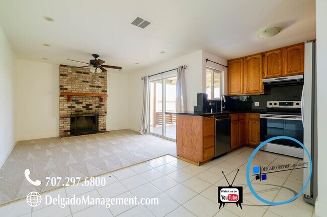 Foto del edificio - 218 Echo Summit Rd