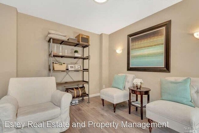 Foto del edificio - 3 br, 2.5 bath House - 498 East E Street