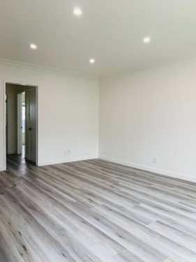 Interior Photo - 1203 S. La Cienega Blvd