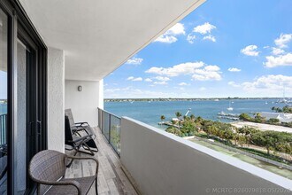 Building Photo - 5600 N Flagler Dr