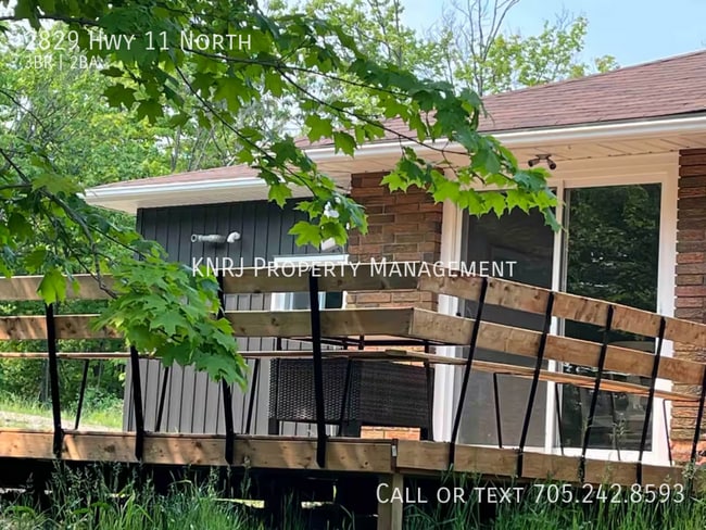 Building Photo - Three Bedroom House on 3 acres